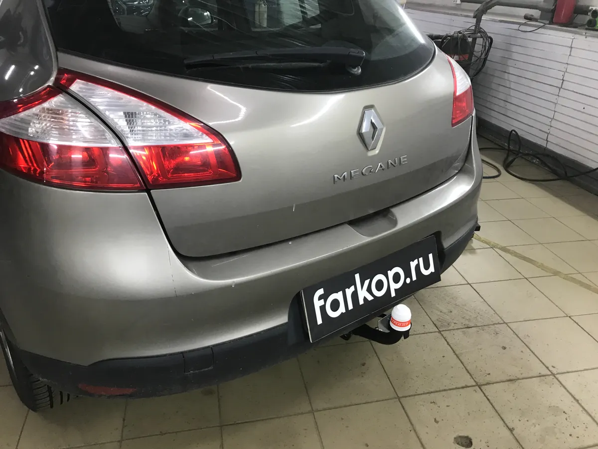 Фаркоп Трейлер для Renault Megane (5дв. хэтчбек ) 2008-2016 Арт. 9050 9050 в Владивосток Фаркоп Трейлер для Renault Megane (5дв. хэтчбек ) 2008-2016 Арт. 9050 9050 в Владивосток