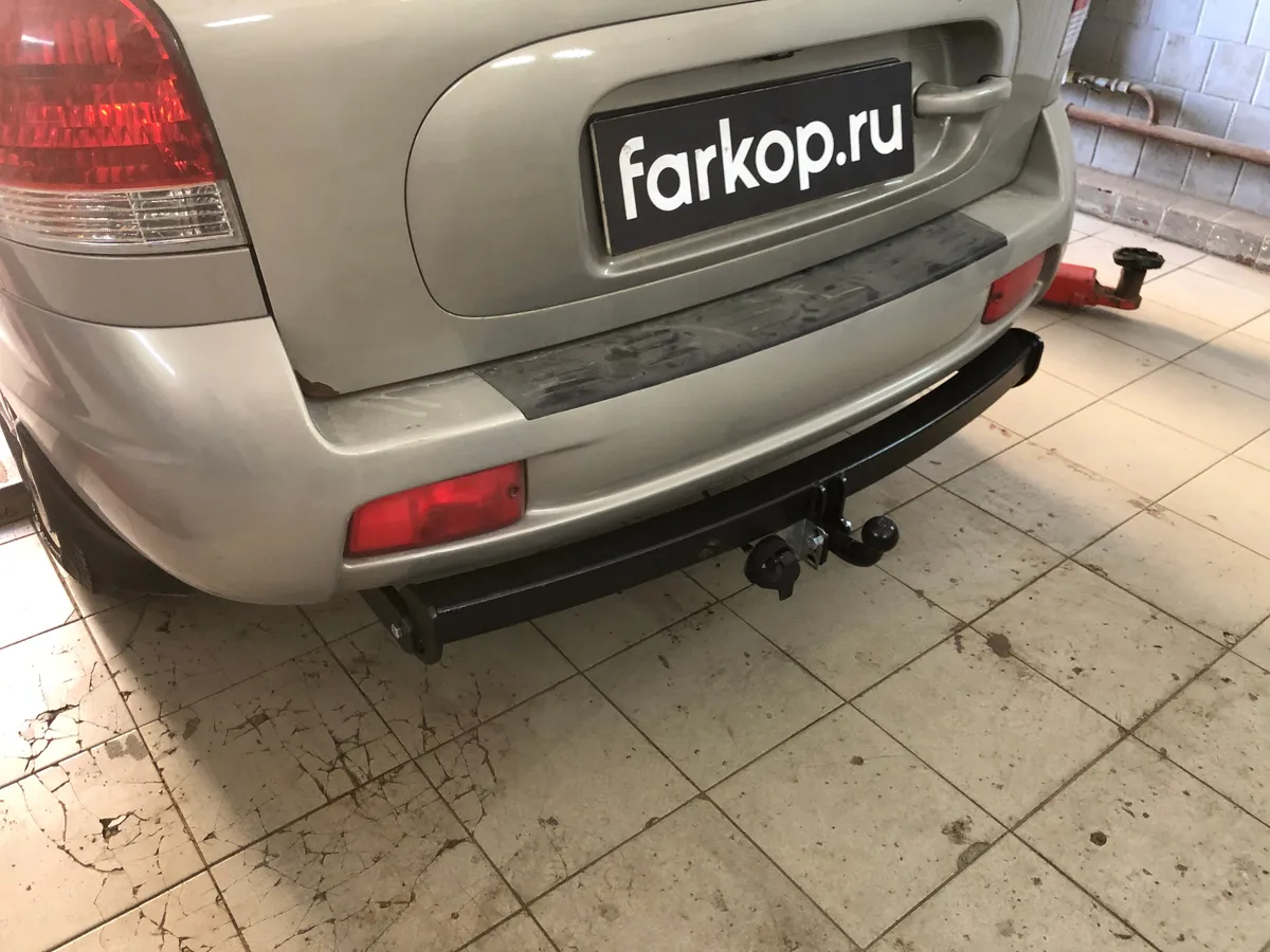 Фаркоп Лидер Плюс для Hyundai Santa Fe Classic 2007-2012 H205-A в Владивосток Фаркоп Лидер Плюс для Hyundai Santa Fe Classic 2007-2012 H205-A в Владивосток
