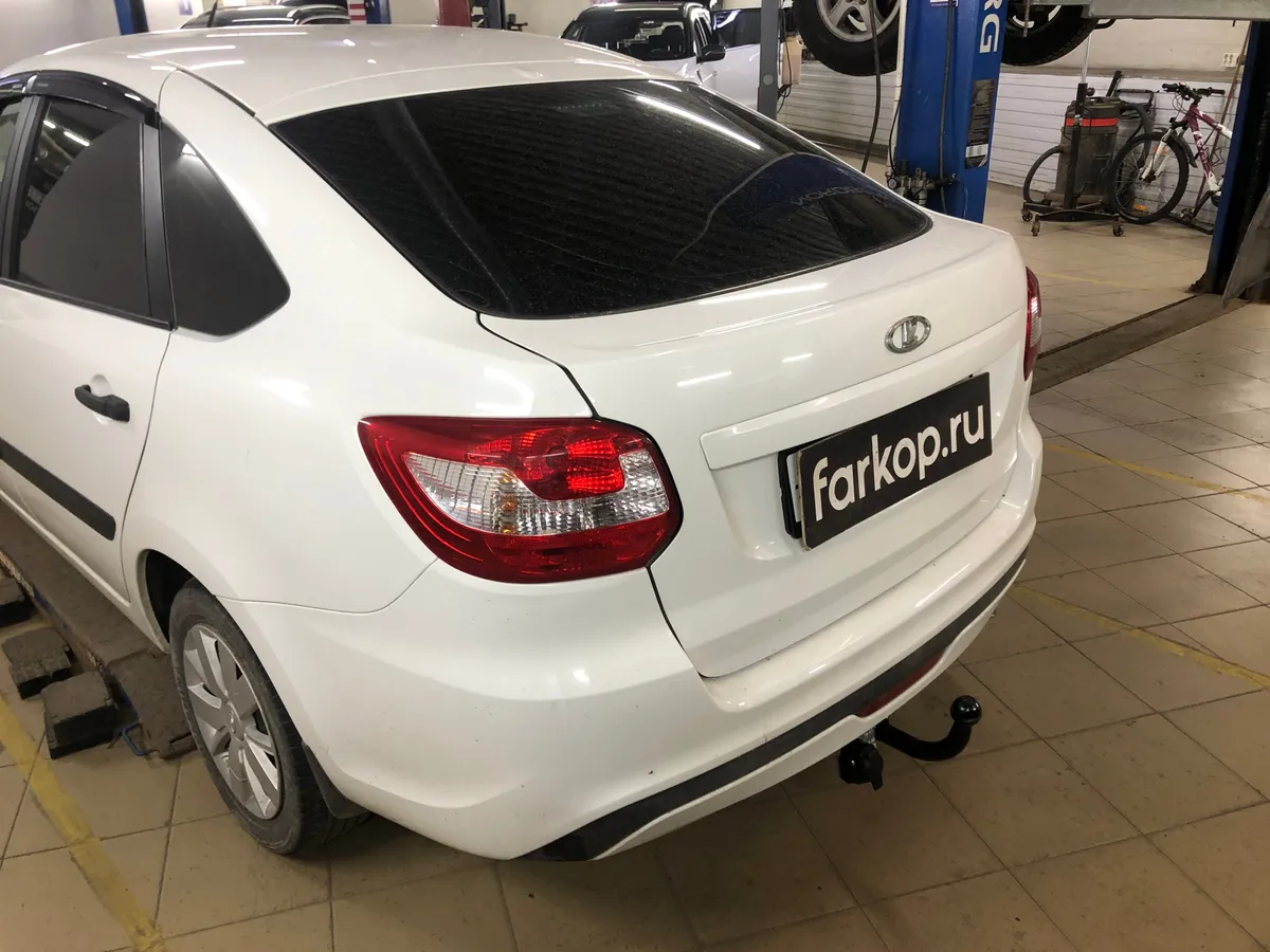 Фаркоп Лидер Плюс для Lada Granta (вкл. Cross) 2012- T-VAZ-22A в Владивосток Фаркоп Лидер Плюс для Lada Granta (вкл. Cross) 2012- T-VAZ-22A в Владивосток