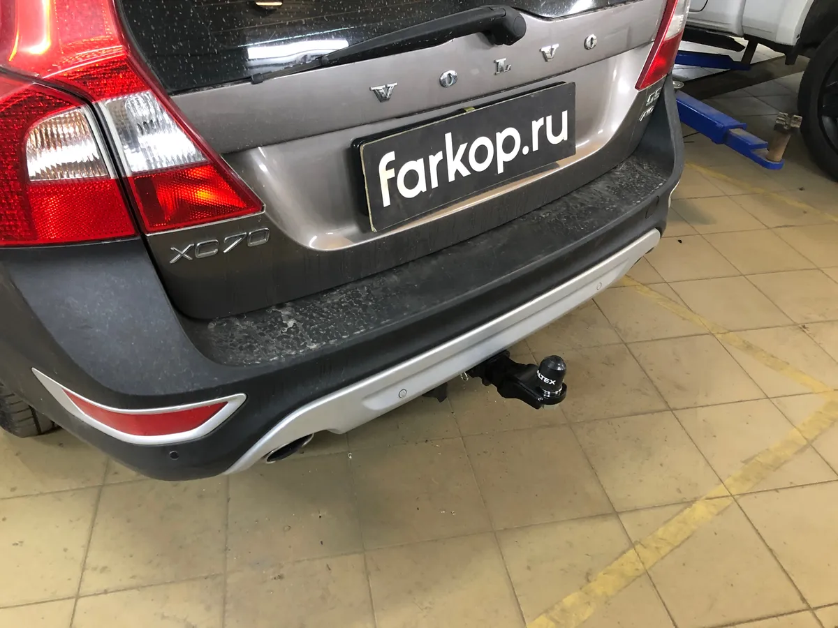 Фаркоп TowRus для Volvo XC70 2007-2016 259515 в Владивосток