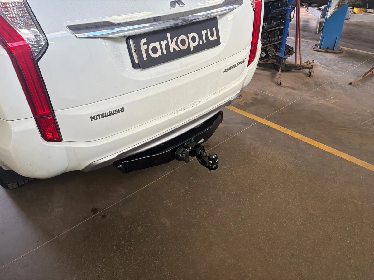 Фаркоп TowRus для Mitsubishi Pajero Sport 2017-2021 189379 в Владивосток Фаркоп TowRus для Mitsubishi Pajero Sport 2017-2021 189379 в Владивосток