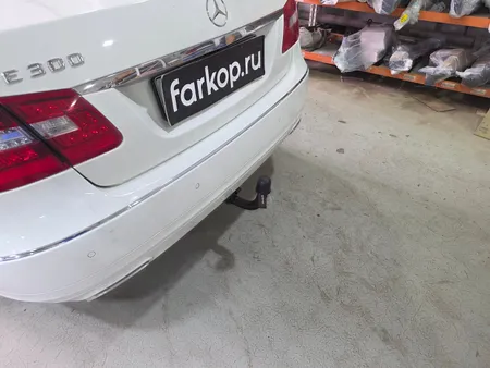 Фаркоп Steinhof для Mercedes E-class (седан) 2009-2016 Арт. M-118 M-118 в Владивосток