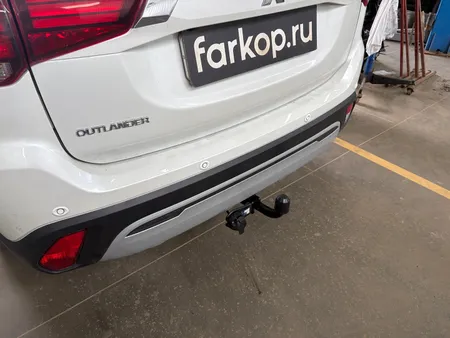 Фаркоп Berg для Mitsubishi Outlander 2012-2022 Арт. F.4013.001 F.4013.001 в Владивосток