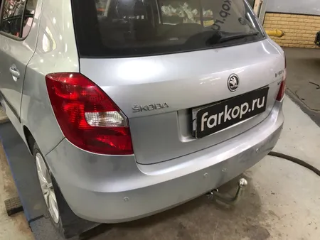 Фаркоп Galia для Skoda Fabia (хетчбек) 2007-2014 S081A в Владивосток